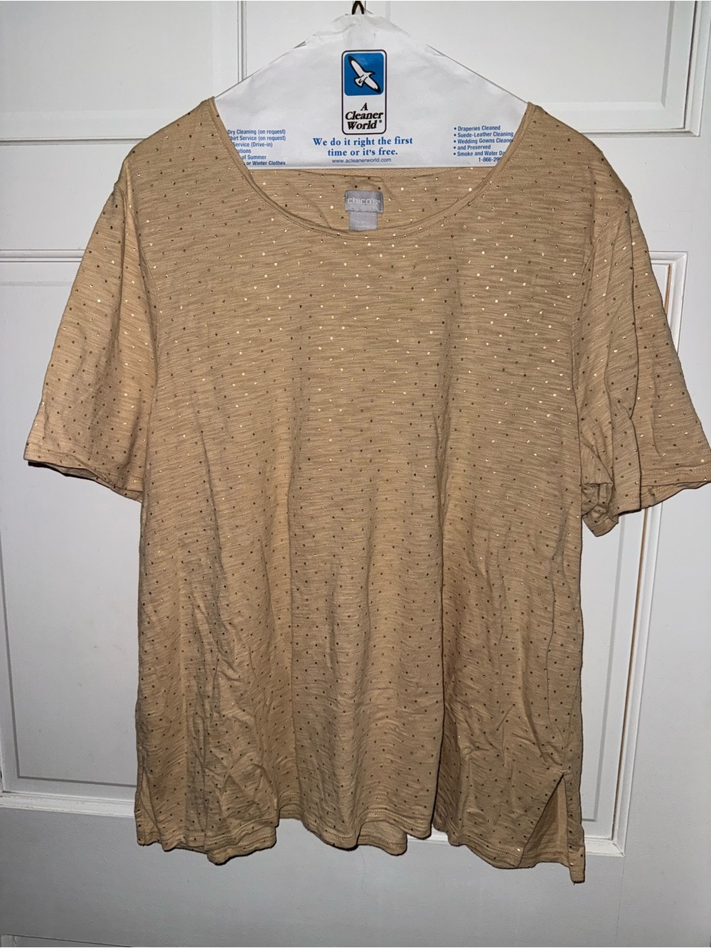 Chico's Short-Sleeve Tan Crewneck Tee with Subtle Dot Texture